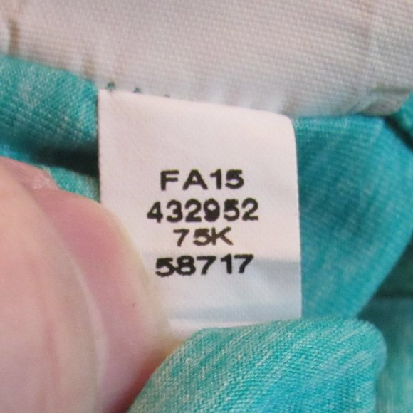 Oakley Green Performance Hydrolix Polo Regular Fit Size Large Snap Buttons EUC - Picture 10 of 11